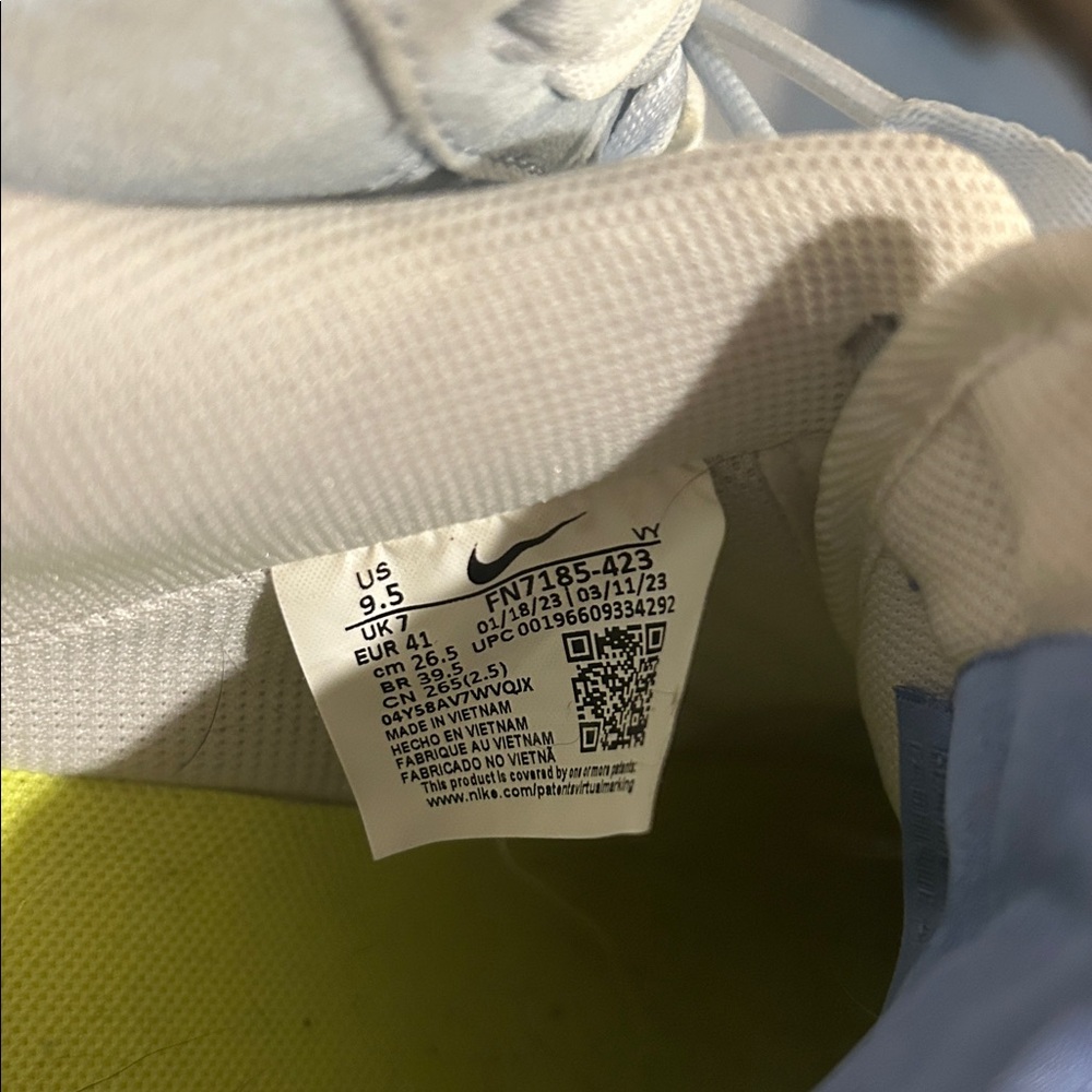 Nike Air Force 1 Premium Women’s Shoes.
Light blue with darker blue Nike swoosh - Picture 7 of 7